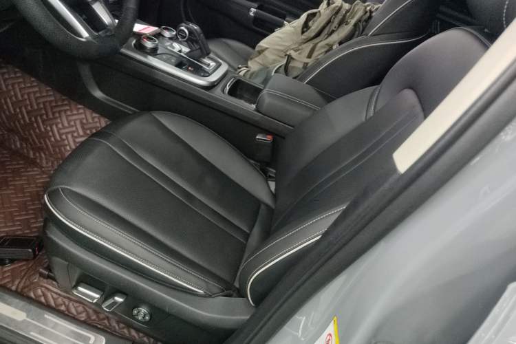 Used Tank 300 2023 Off-Road Edition 2.0T Conqueror
