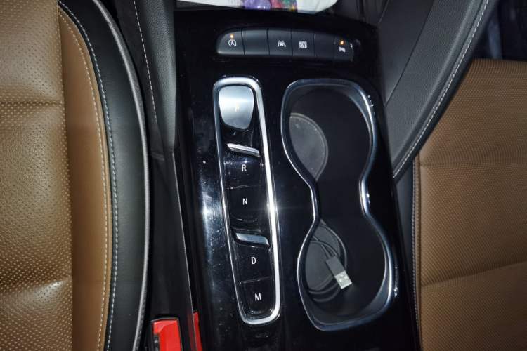 Used Buick Envision 2020 Encore GX S 652T Two-Wheel-Drive Limited-Edition S Sport Version