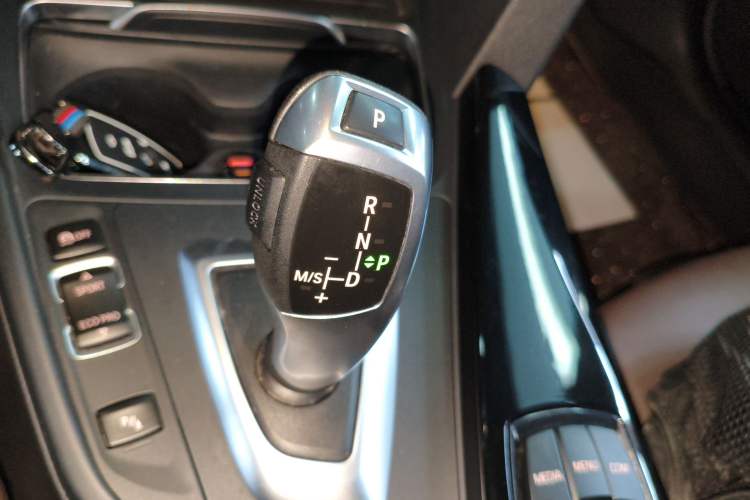 Used BMW 3 Series 2018 320Li Fashion Model
