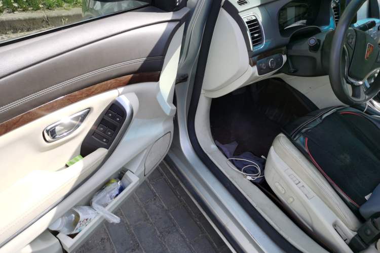 Used Roewe e950 2016 1.4T Luxury Edition Driver Seat