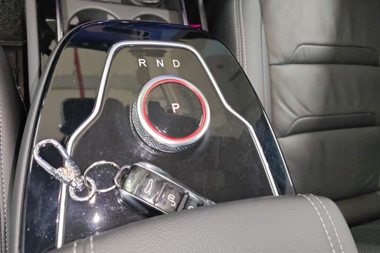 Used SERES SF5 2020 Four-Wheel Drive High-Performance Sports Edition
