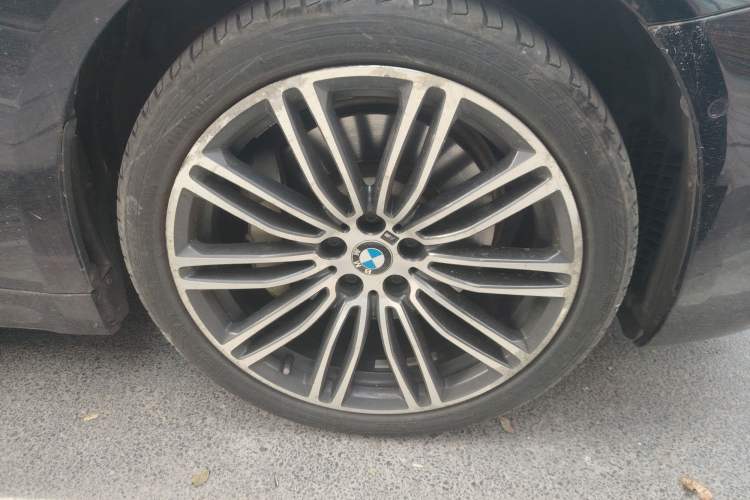 Used BMW 5 Series 2018 Restyled 530Li Luxury Edition M Sport Package
