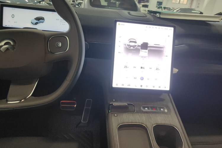 Used Nio ES7 2022 75 kWh Audio And AC Panel