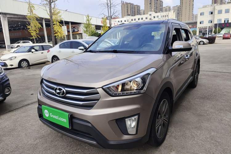 Used Hyundai ix25 2015 1.6L Automatic Two-Wheel-Drive Deluxe DLX Model