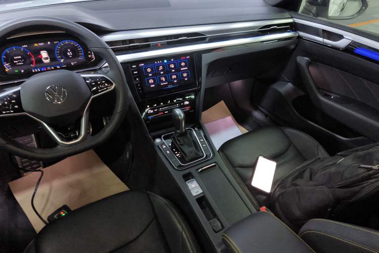 Used Volkswagen FAW-Volkswagen CC 2023 380TSI Striking Edition
