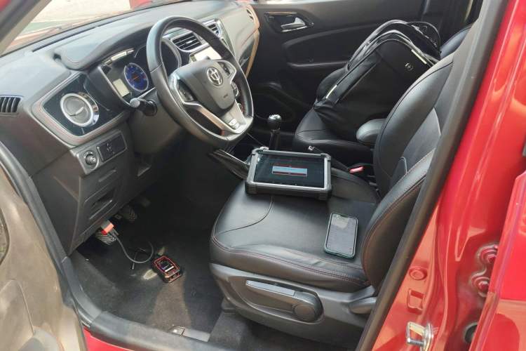 Used Brilliance V3 2016 1.5L Manual Elite Version Driver Seat