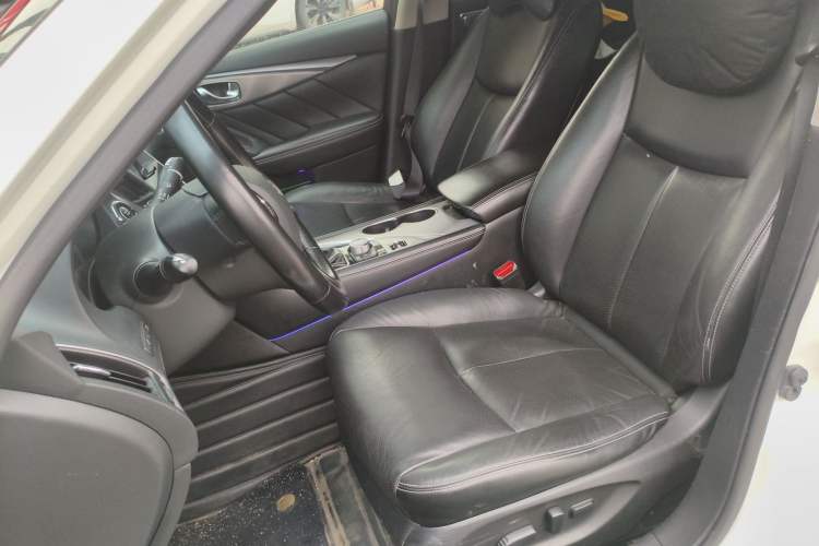 Used Infiniti Q50L 2015 2.0T Enjoyment Edition Left Front Seat