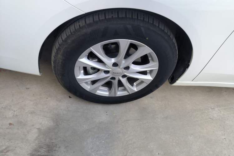 Used Roewe i5 2026 Model 1.5L CVT Luxury Version
