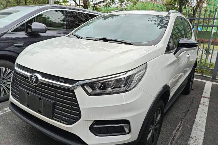 Used BYD Yuan New Energy 2019 EV360 Smart Connect Enjoyment Model