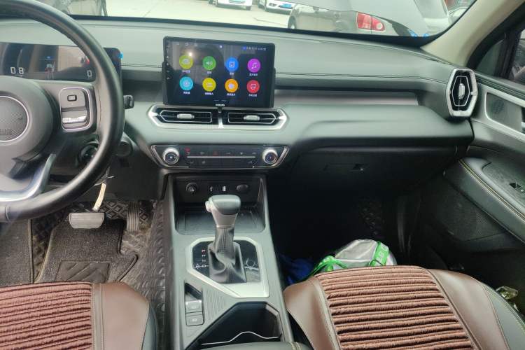 Used Great Wall King Kong Poer 2023 2.0T Automatic Diesel Two-Wheel-Drive Elite Version Flatbed GW4D20M
