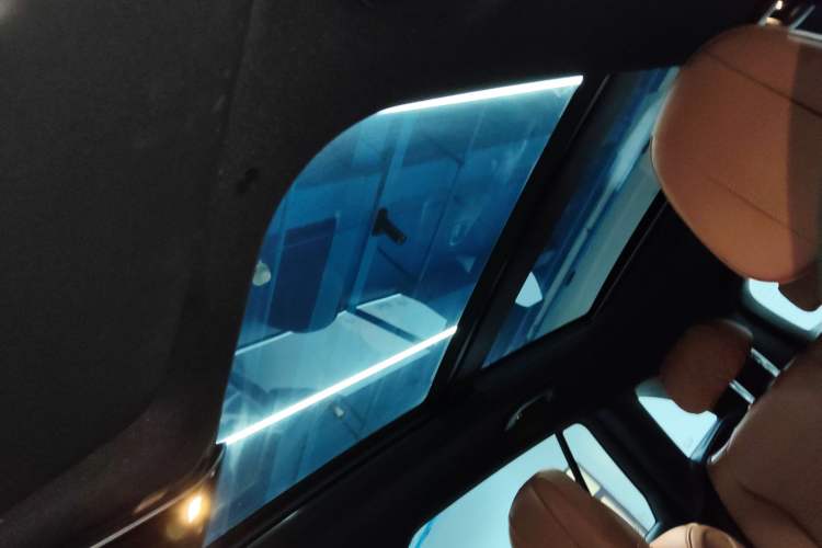 Used Mercedes-Benz GLC 2023 GLC 300 L 4MATIC Dynamic Edition 5-seater