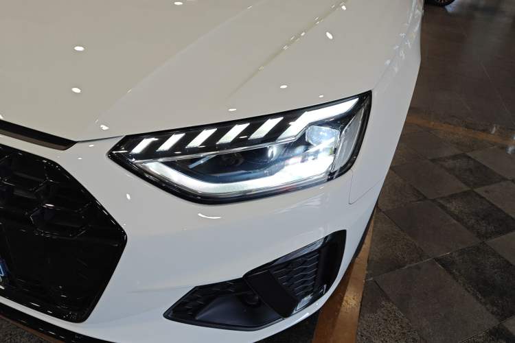 Used Audi A4L 2024 40 TFSI Luxury Dynamic Edition