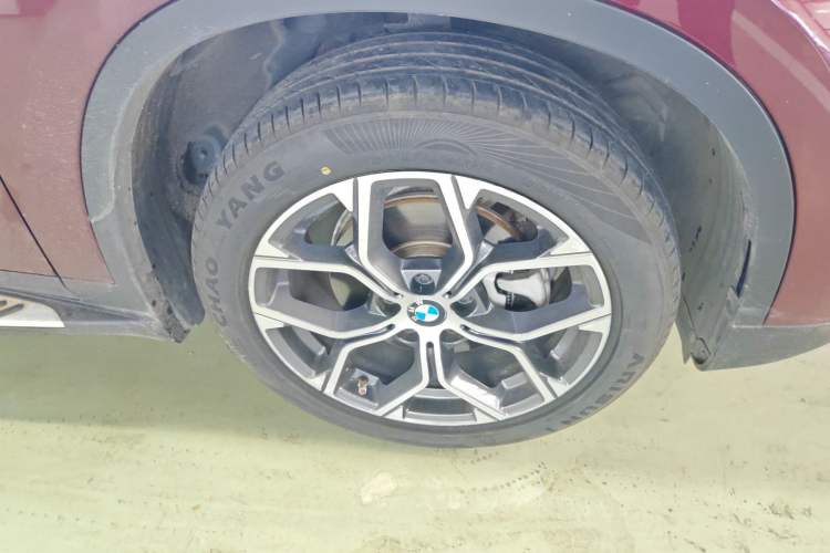 Used BMW X1 2022 sDrive20Li Luxury Model Right Front Wheel Hub