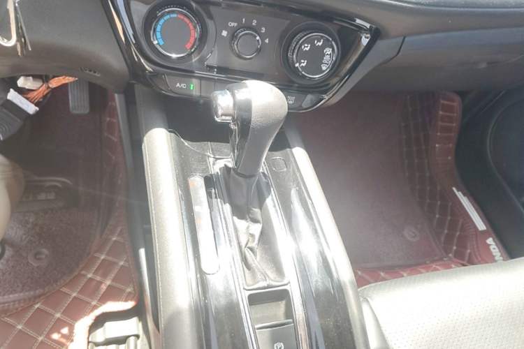 Used Honda Vezel 2015 1.5L CVT two-wheel drive Comfort trim
