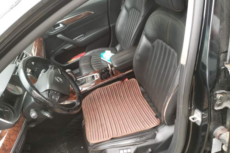 Used Dongfeng Aeolus A9 2016 1.8T Luxury Model