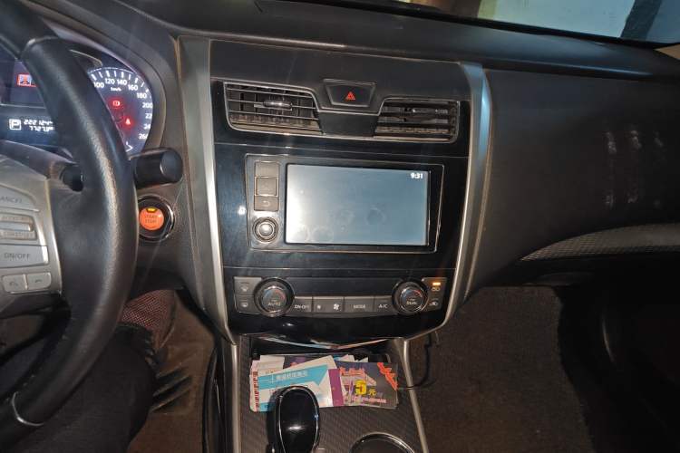 Used Nissan Teana 2016 2.0L XL Comfort Edition Audio And AC Panel