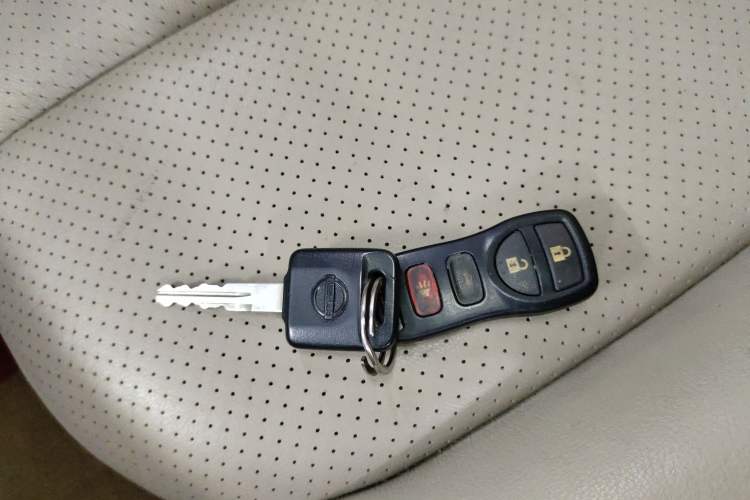 Used Nissan Sylphy 2012 Classic 1.6 XL Automatic Luxury Edition Vehicle Key