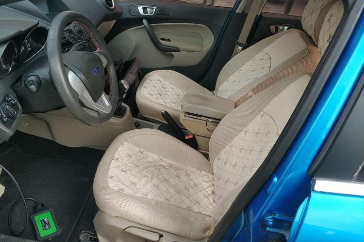 Used Ford Fiesta 2013 Sedan 1.5L Manual Fashion Edition