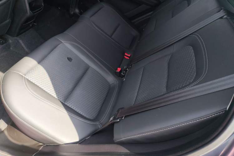 Used Chery Tiggo 5x 2020 1.5L Manual Fashion Edition Left Rear Seat