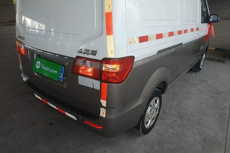 Used Jinbei Hiace X30 2021 1.5L Comfort Model Base Version (No Air Conditioning) Van China VI Standard SWC15M