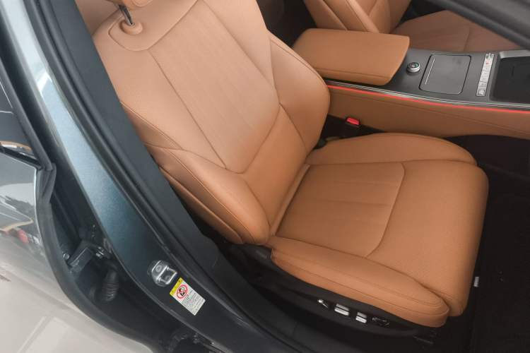 Used BYD Han L 2025 DM-p Four-Wheel-Drive LiDAR Flagship Model
