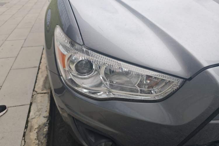 Used Mitsubishi ASX 2013 2.0L Manual Two-Wheel Drive Comfort Edition