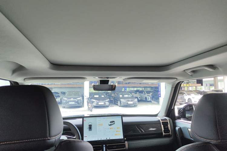 Used iCAR 03 2024 501km Two-Wheel Drive Long-Range Version Headliner