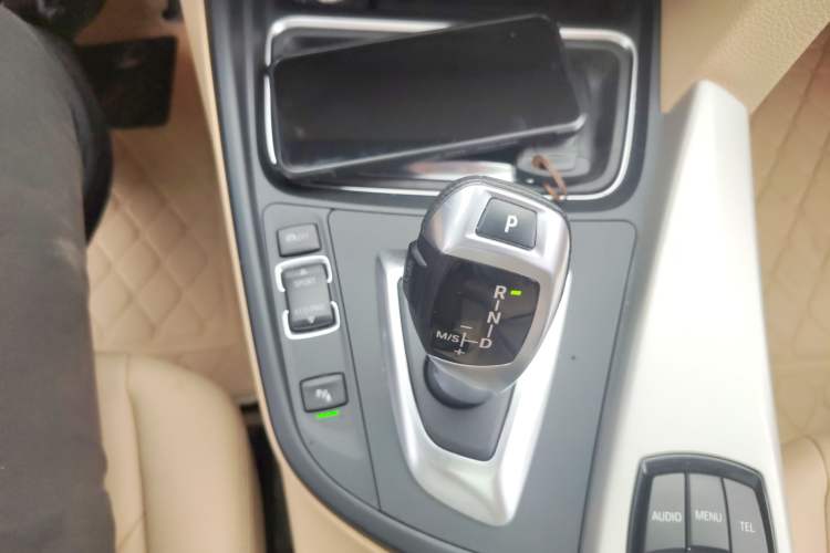 Used BMW 3 Series 2014 320Li Fashion Model
