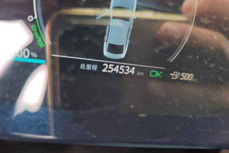 Used BYD Qin PLUS 2021 EV 500KM Premium Model Odometer Close Up