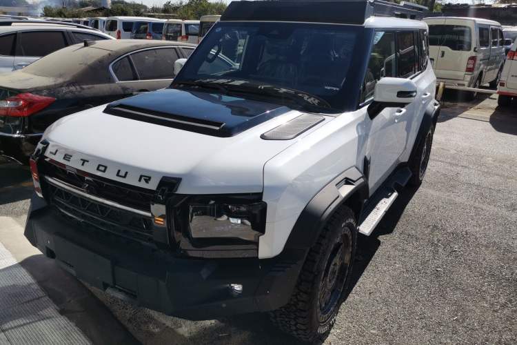 Used JETOUR Traveler 2024 2.0T All-Wheel-Drive Silver Dragon Wings