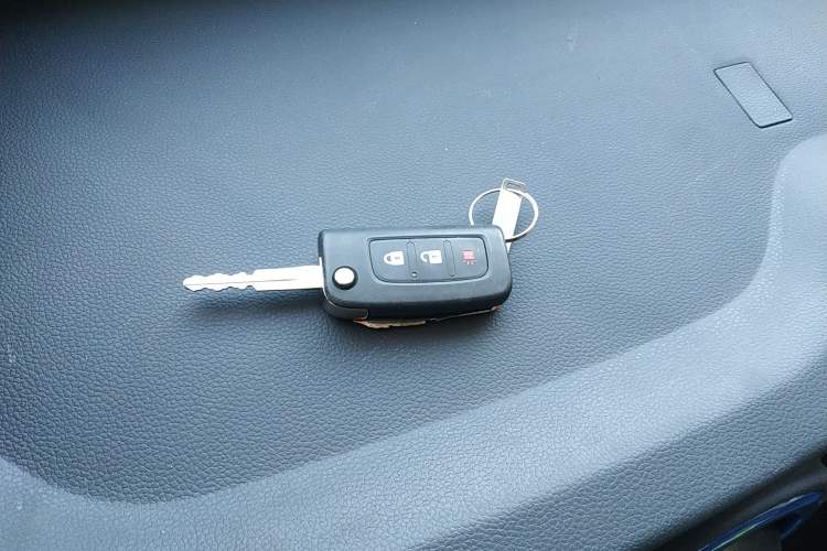 Used Foton Intelligent Blue Elf E7 2024 All-Electric Van Flat Roof 2 Seats CATL 46.36 kWh