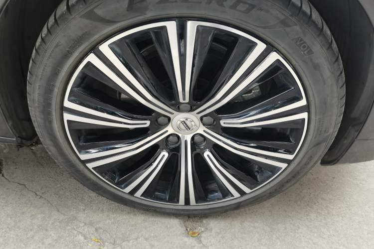 Used Volvo S90 2024 B5 Zhiyuan Luxury Edition