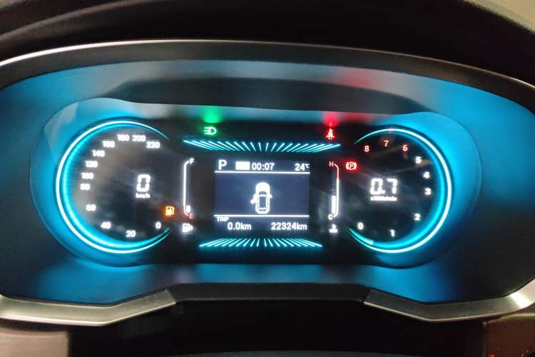 Used JETOUR X70 2023 1.5T DCT Overpass PRO+ Edition 7 Seats
