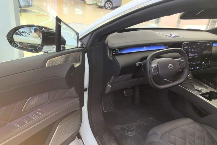 Used Nio ET9 2025 100 kWh
