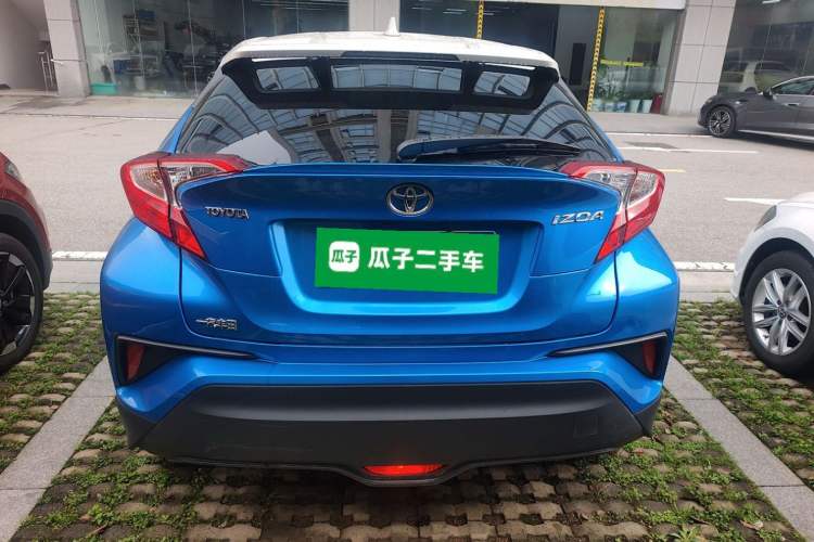 Used Toyota IZOA 2018 2.0L Yichi Edition China V Standard