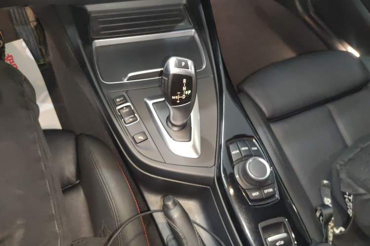 Used BMW 2 Series 2019 225i Convertible Coupe Sports Design Package