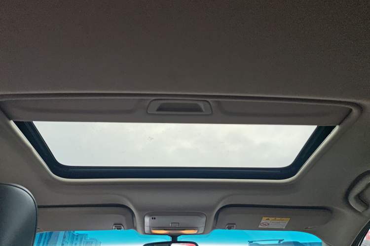 Used Chevrolet Monza 2020 320 Automatic Enjoyment Edition Headliner