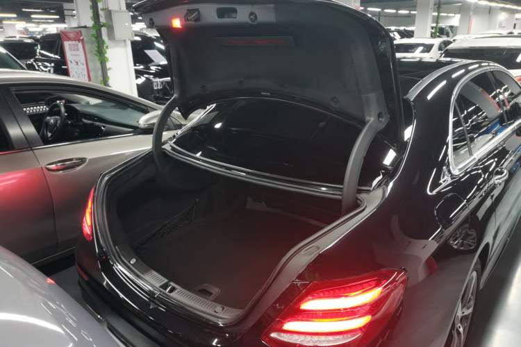 Used Mercedes-Benz E-Class 2018 E 200 L Sport 4MATIC