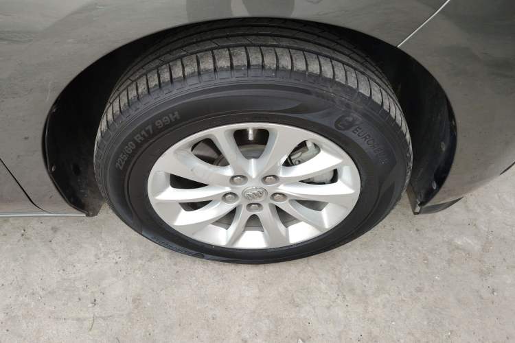 Used Buick GL8 2018 ES 28T Comfort Model China VI Standard
