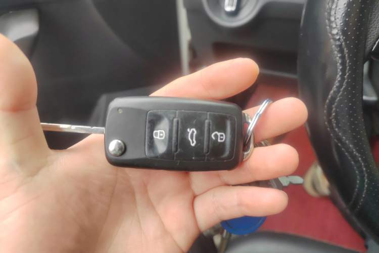 Used Volkswagen Santana 2016 1.6L Automatic Comfort Edition Vehicle Key