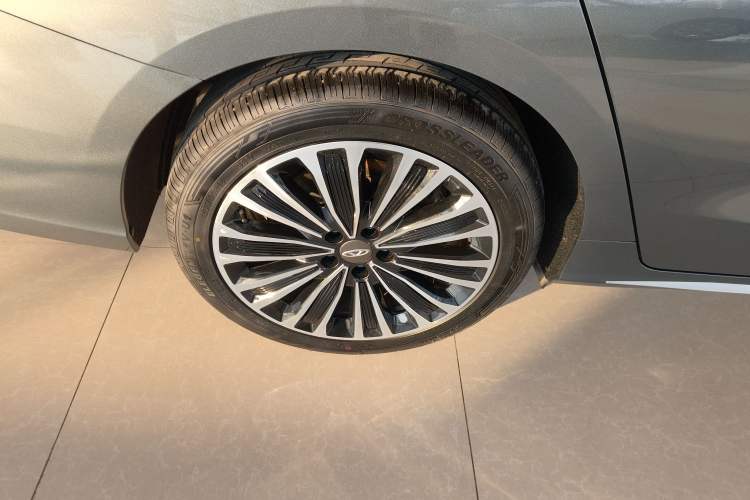 Used Chery Fengyun A8L 2025 1.5 TGDI 145 km Luxury Version