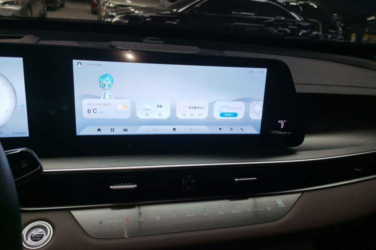 Used Chery Tiggo 8 PRO 2024 Champion Edition 290T Two-Wheel Drive Peak Version 5 Seats
