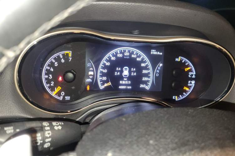 Used Jeep Grand Cherokee 2016 3.6L Elite Navigation Edition Instrument Cluster