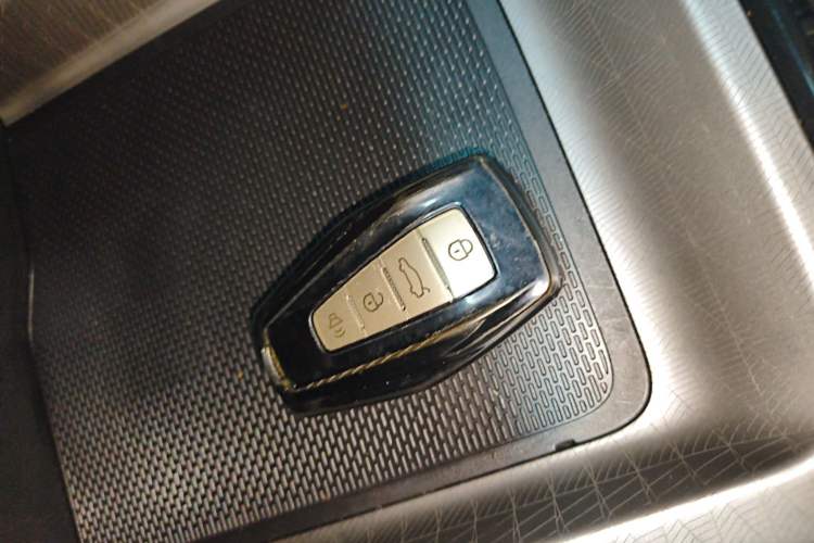 Used Geely Auto Emgrand 2025 4th Generation 1.5L CVT Longteng Edition
