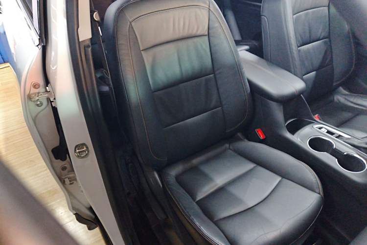 Used Chevrolet Equinox 2019 535T Automatic YuJie Edition China VI