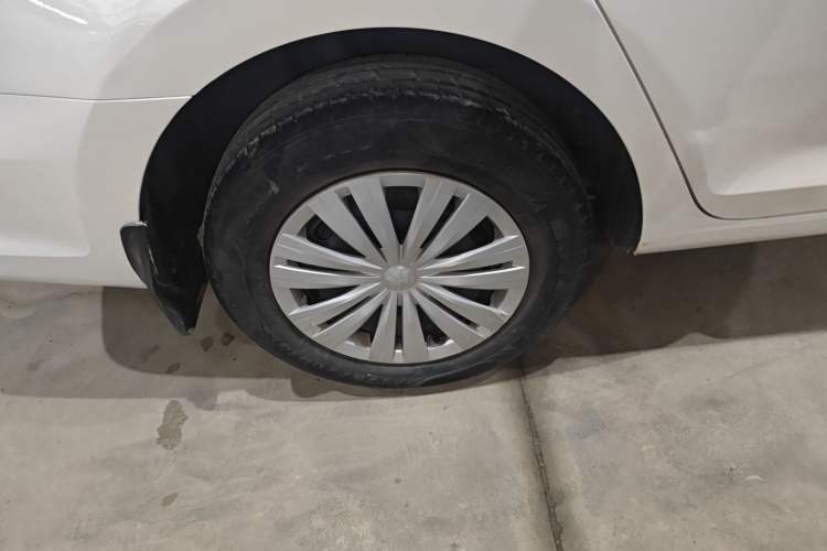 Used Volkswagen Santana 2016 1.6L Manual Fashion Edition