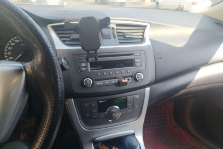 Used Nissan Sylphy 2014 1.6XV CVT Deluxe Edition
