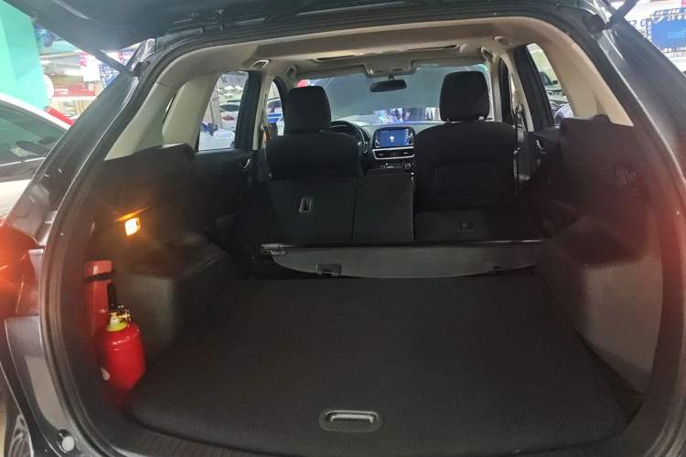 Used Mazda CX-5 2015 2.0L Automatic Two-Wheel Drive Urban Version
