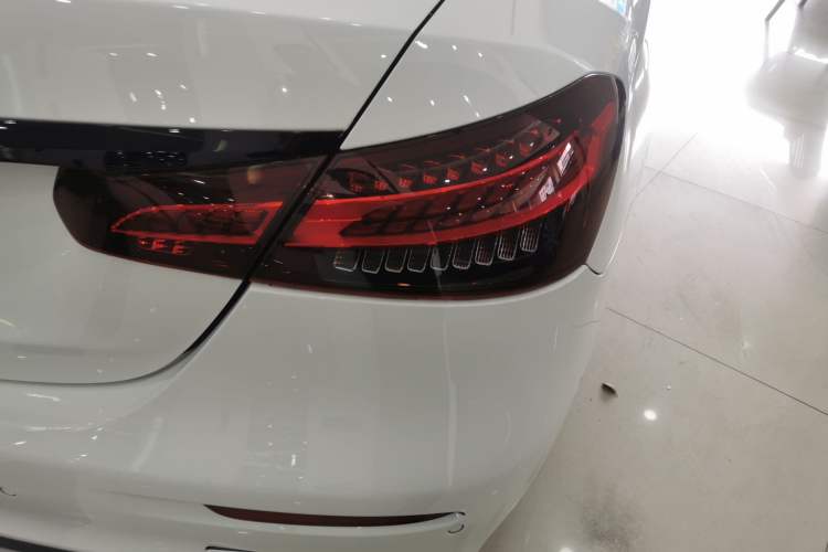 Used Mercedes-Benz E-Class 2021 E 300 L Sporty and Stylish Model
