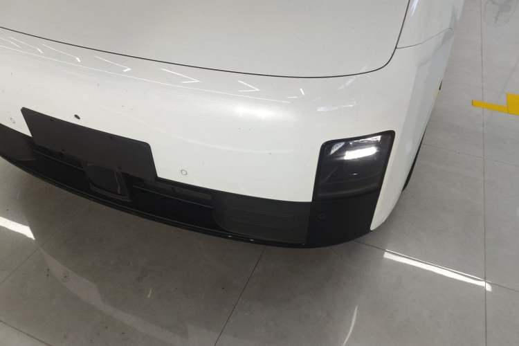 Used Li Auto MEGA 2025 Home Family Special Edition